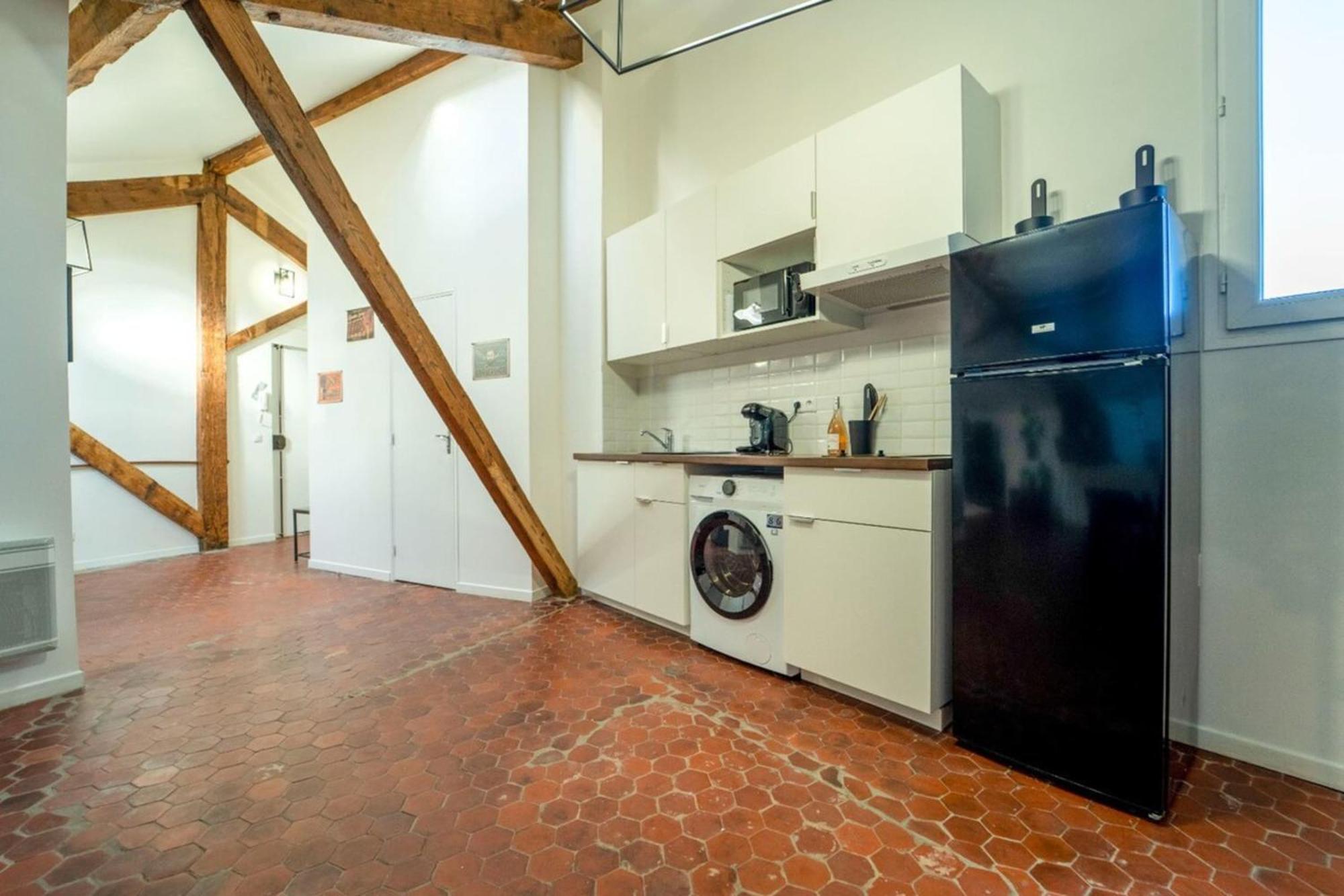 Authentique Studio Hypercentre - Clim - Wifi Apartment นีมส์ ภายนอก รูปภาพ